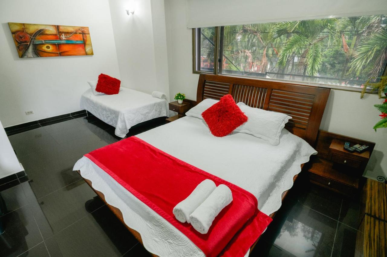 Hotel Lleras Premium #1 Medellin Exterior photo